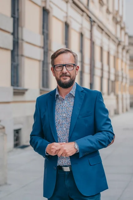prof. dr hab. Roman Opiłowski