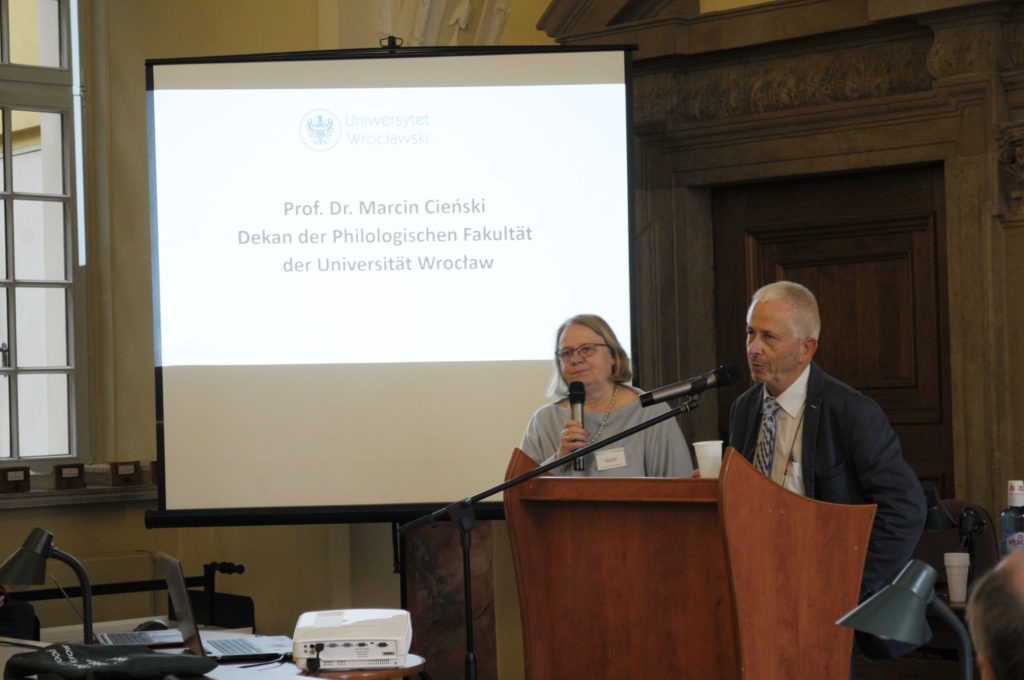 Zdjęcie z konferencji „Emotionen in Sprache und Sprechen“
